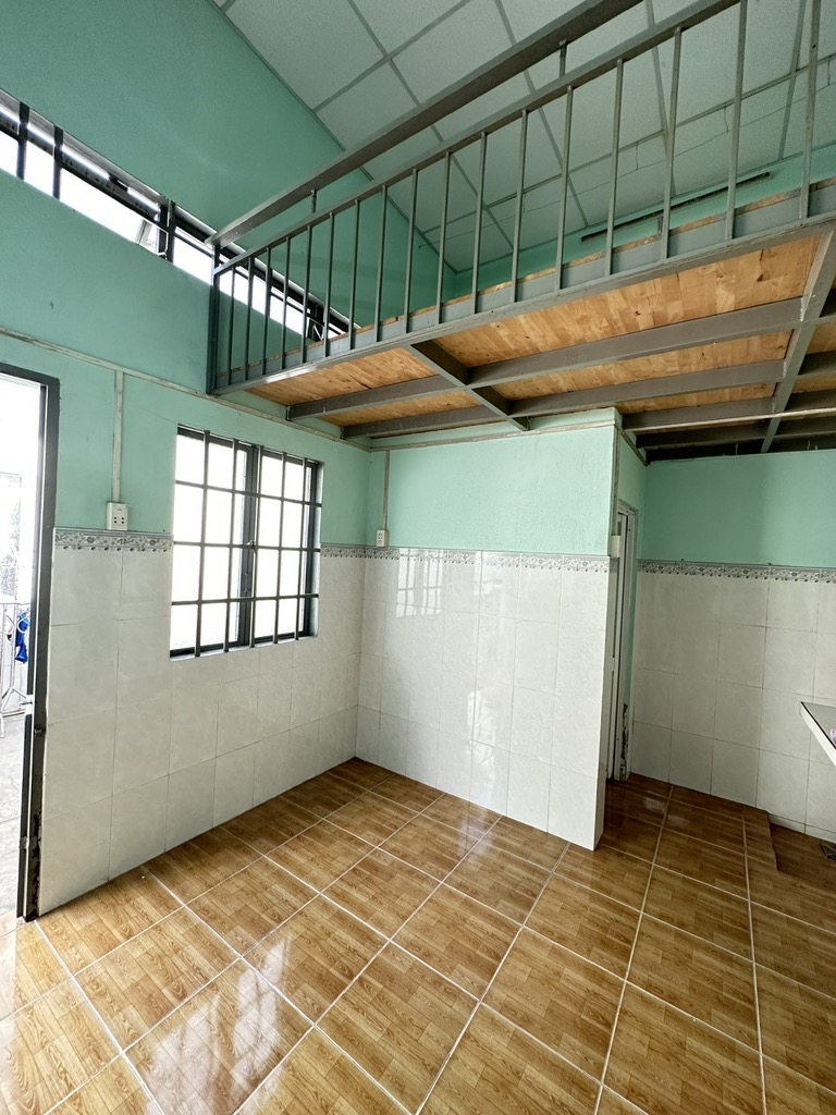Dãy trọ 8 phòng, 200m2, ngang 10m, ngay Đỗ Xuân Hợp, Q9, chỉ 10.5 tỷ - Ảnh 1